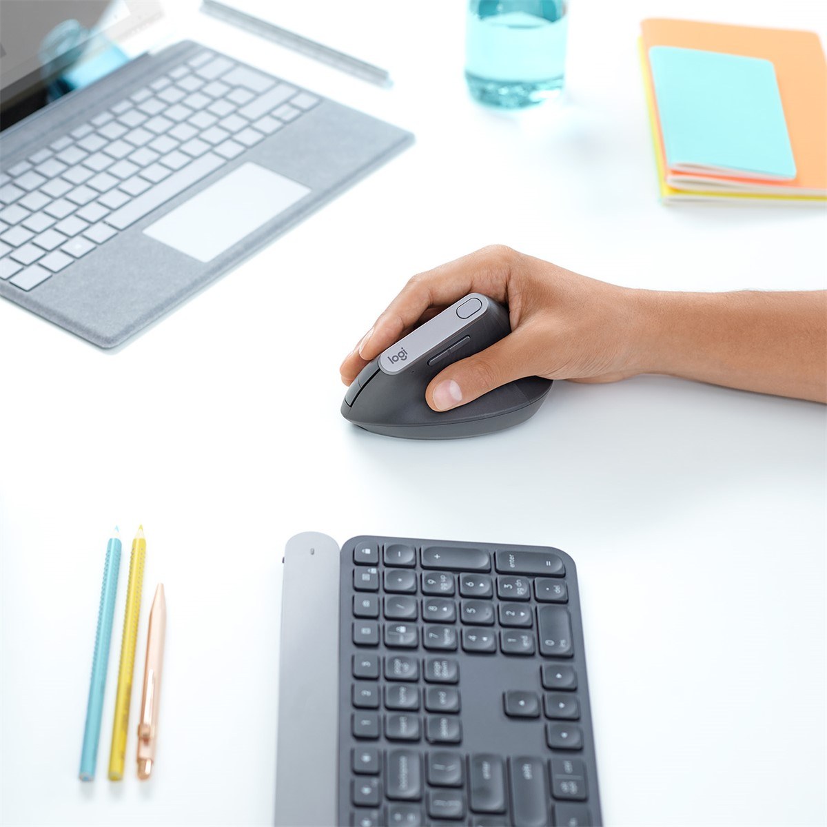LOGITECH MX VERTICAL GELİŞMİŞ ERGONOMİK DİKEY MOUSE-SİYAH 910-005448 - 4